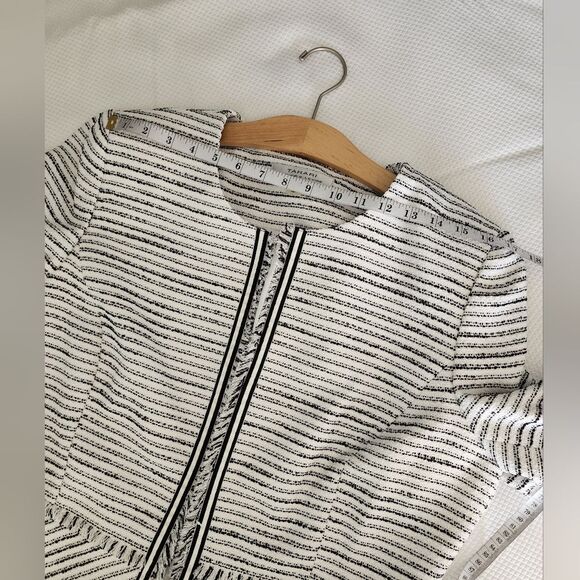 Tahari Striped Black and White Blazer - Picture 11 of 14
